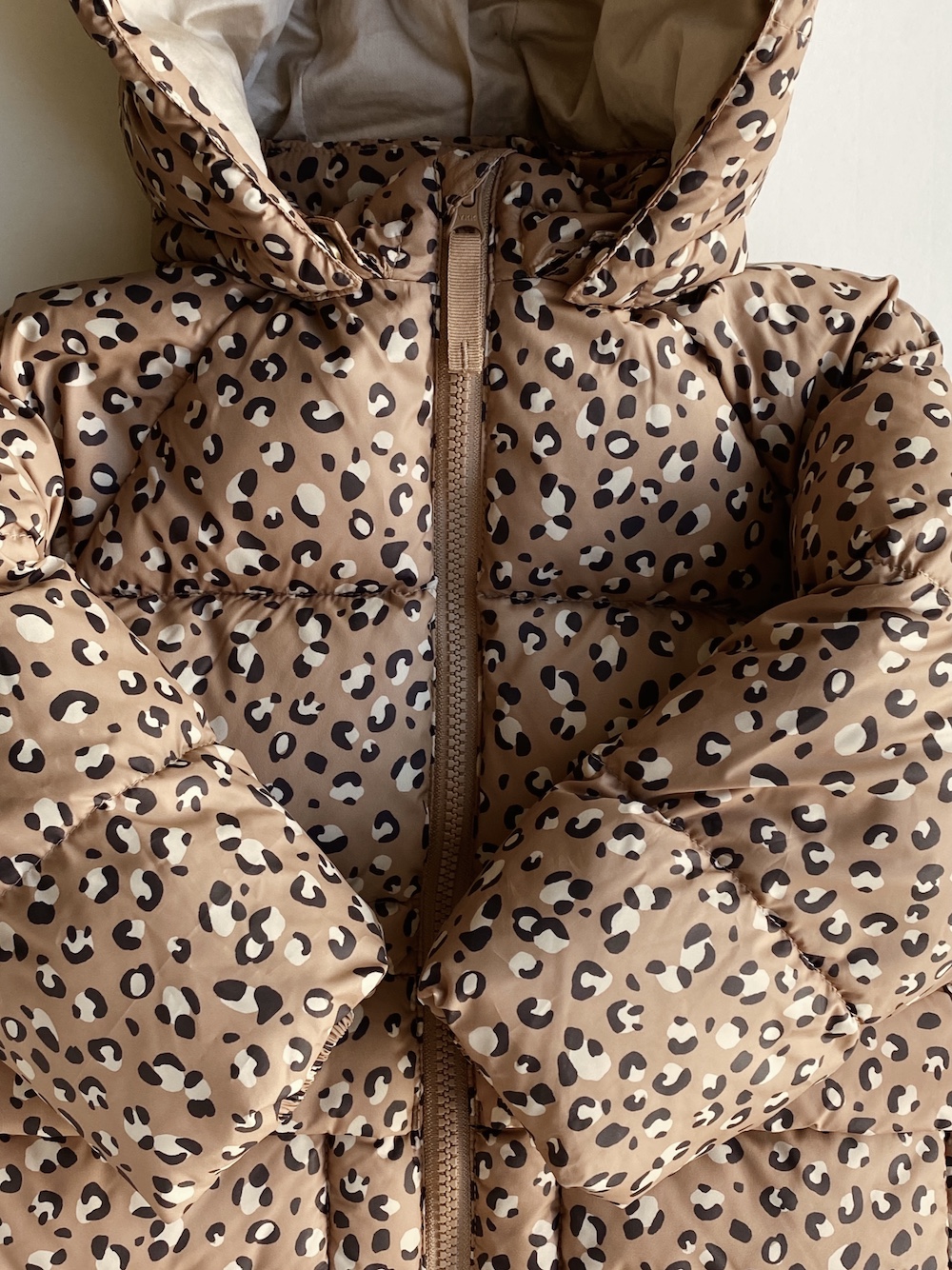 sympathie heb vertrouwen Voorganger Konges Slojd / Sloejd down jacket leo brown winterjas dons-voering luipaard  panter lichtbruin - kort model - Minipop
